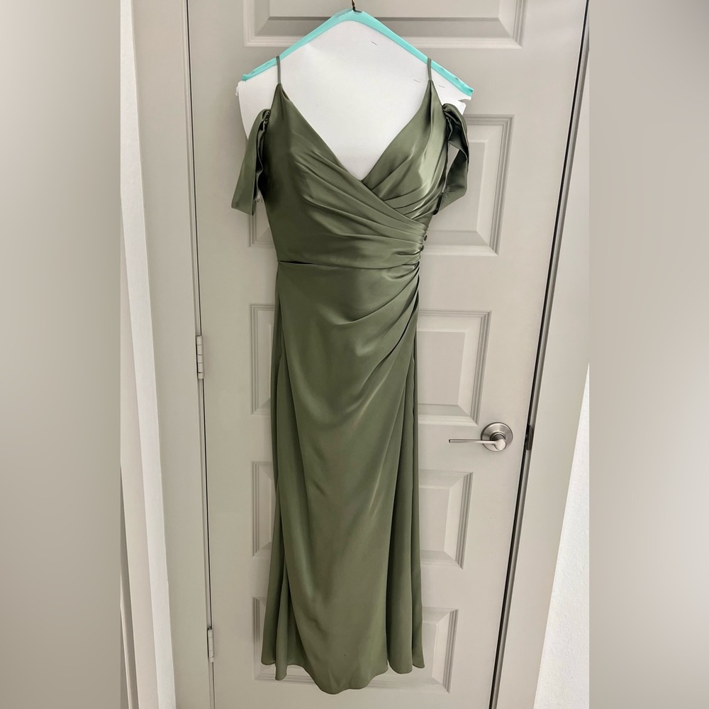 David’s Bridal Galina Signature bridesmaid dress